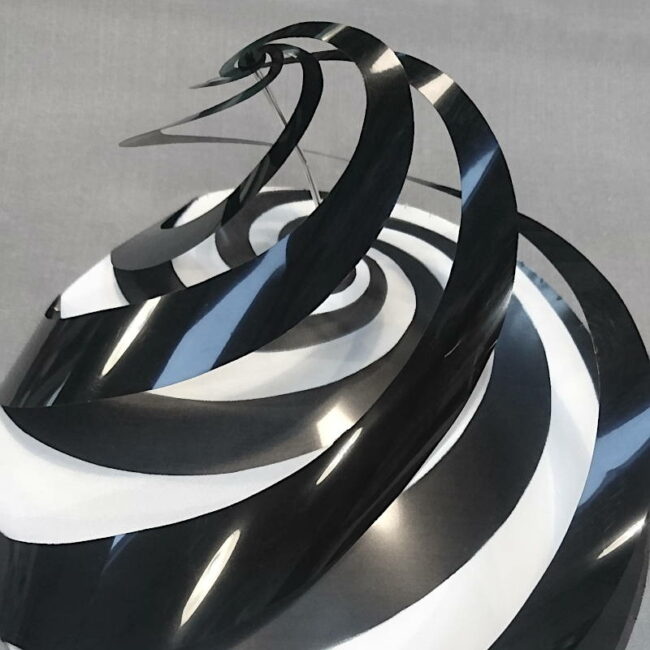 Illusion - Optics - Spiral created by Invenio Flory for Jean-Paul Gaultier