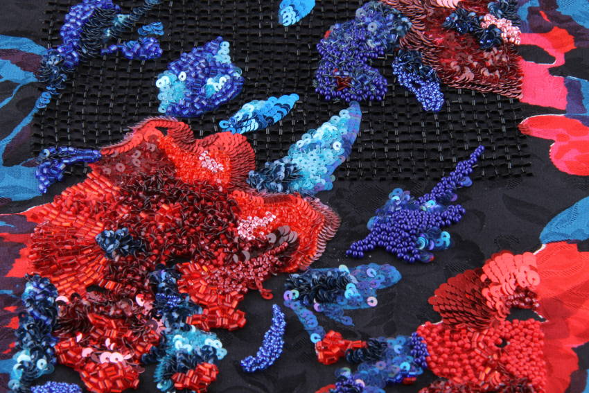 Pop Flowers - Flower embroidery created by Invenio Flory for Saint Laurent