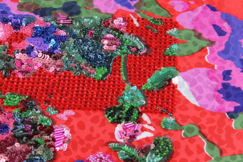 Pop Flowers - Floral embroidery created by Invenio Flory for Saint Laurent