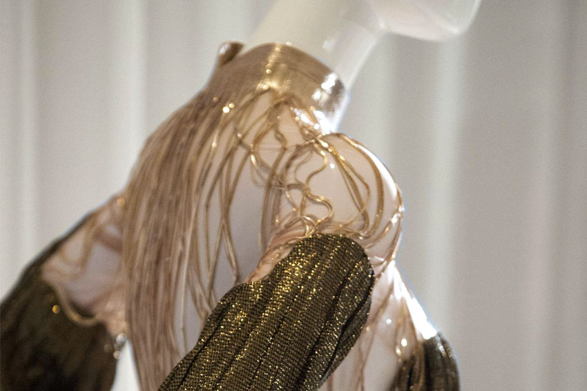 Invenio Flory - Flowing Gold - Stéphane Rolland - 2014 - Fashion